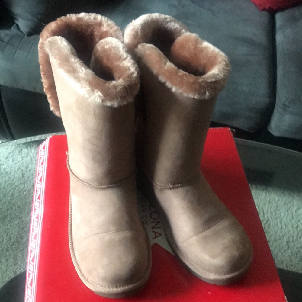 Arizona Snow Boots - Women's Size 8